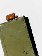 Billetera Mónaco Speciale Oliva / Negro